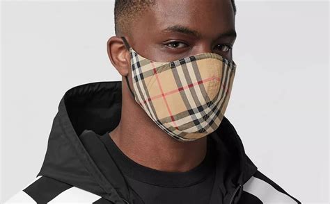 maske burberry muster|burberry signatures for men.